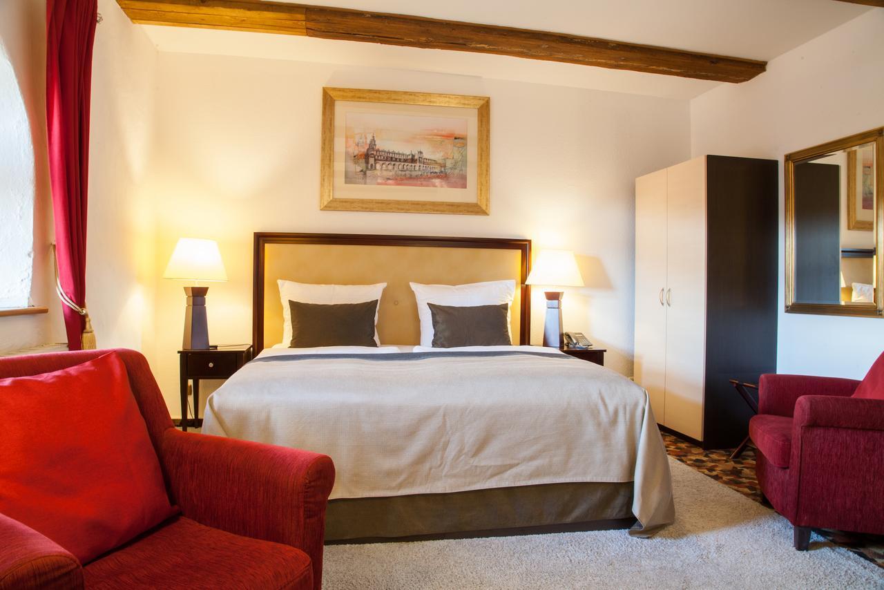 Burghotel Bad Belzig ภายนอก รูปภาพ